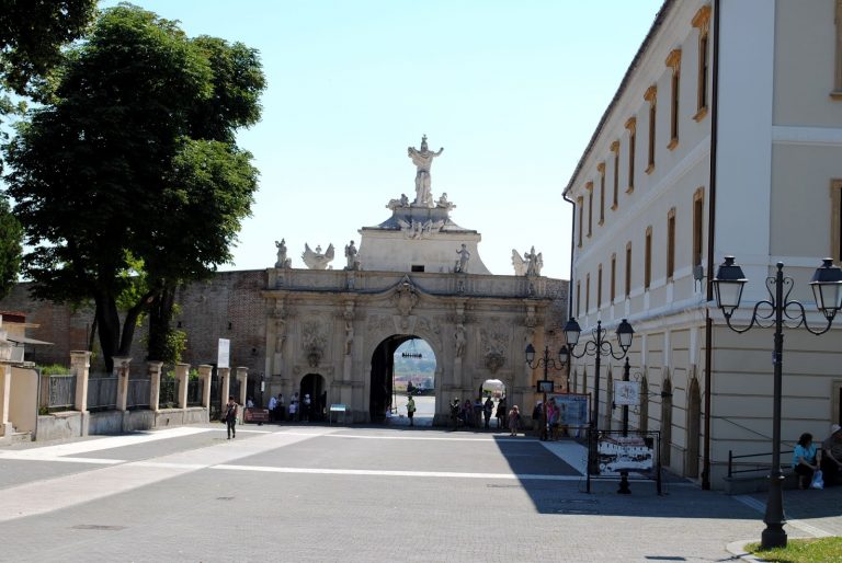 Cetatea Alba Iulia