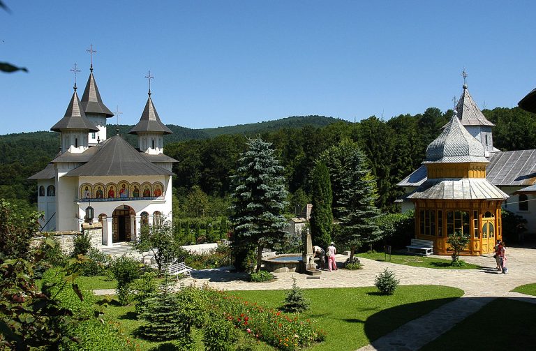 Manastirea Sihastria Putnei