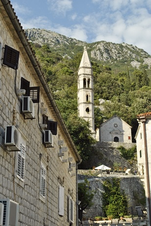 perast